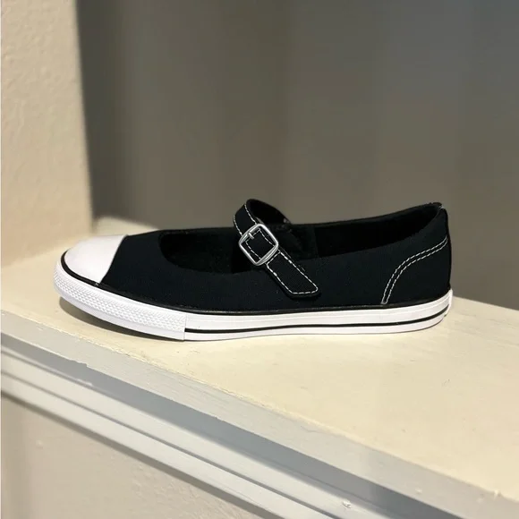 Converse CTAS Dainty Mary Jane Chuck Taylor Black White Slip On Shoes Youth 2Y - Picture 6 of 9